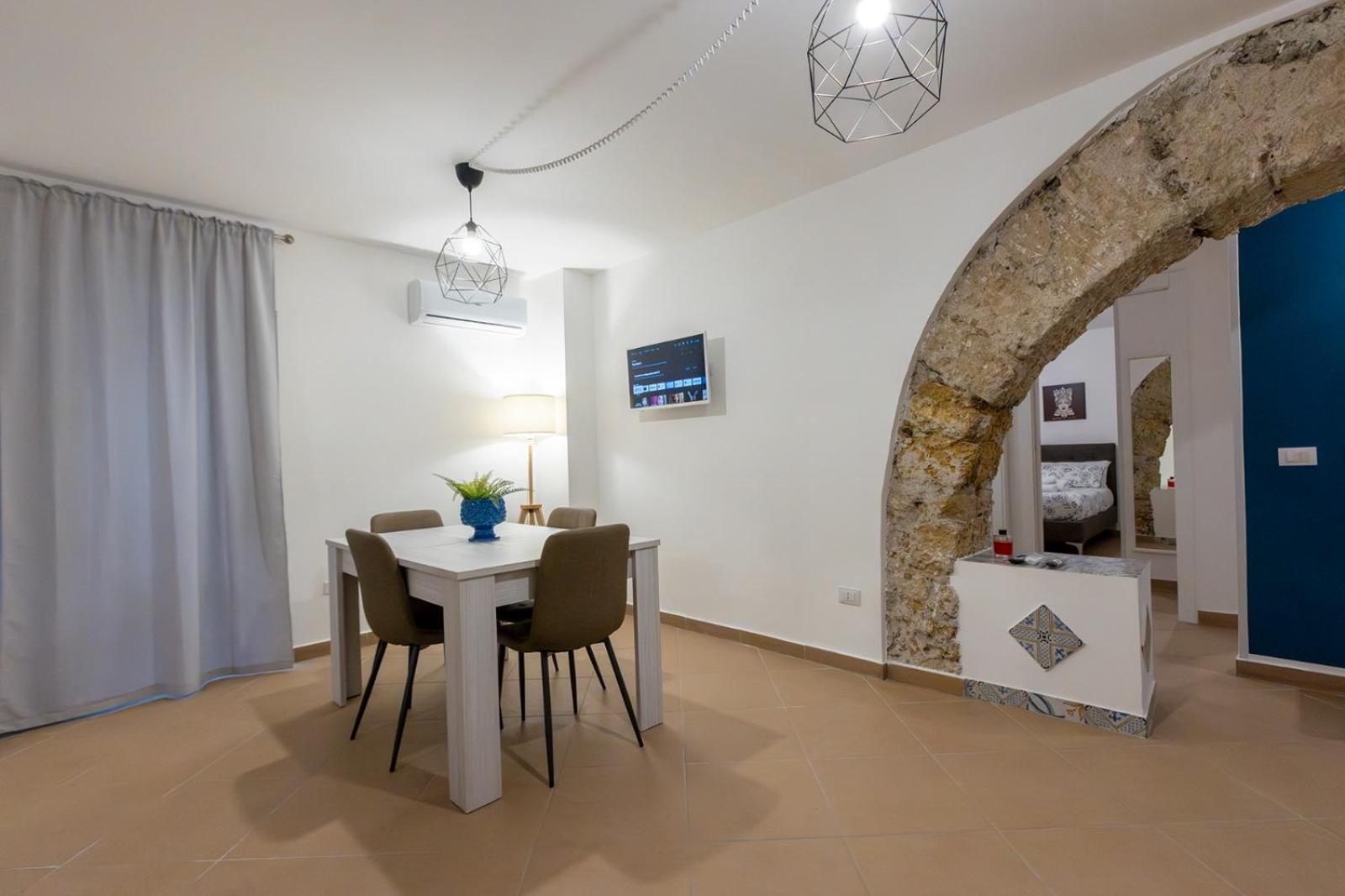 דירות פלרמו Arco Di Bonello Cattedrale מראה חיצוני תמונה